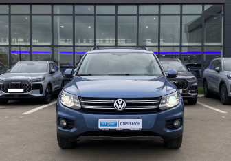 Подержанный автомобиль Volkswagen Tiguan 2012 года (2 фото)