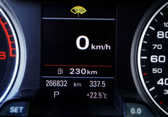 Подержанный автомобиль Audi A4 Sedan 2009 года (14 фото)