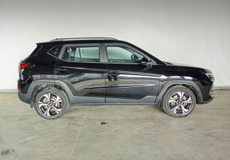 Подержанный автомобиль Москвич 3 2024 года (8 фото)