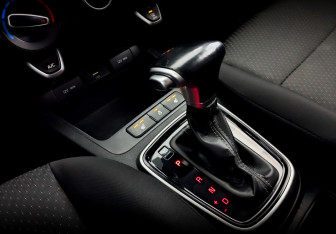 Подержанный автомобиль Kia Rio Hatchback 2021 года (27 фото)