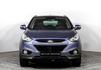 Подержанный автомобиль Hyundai ix35 2012 года (2 фото)