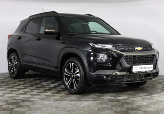 Подержанный автомобиль Chevrolet TrailBlazer 2021 года (3 фото)