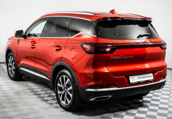 Подержанный автомобиль Chery Tiggo 7 Pro Max 2023 года (7 фото)