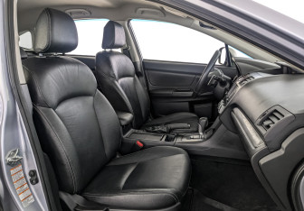 Подержанный автомобиль Subaru XV 2014 года (24 фото)