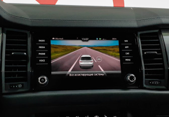 Подержанный автомобиль Skoda Kodiaq 2021 года (14 фото)