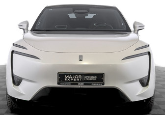 Подержанный автомобиль Avatr 11 2023 года (2 фото)