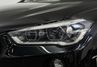 Подержанный автомобиль BMW X1 2018 года (8 фото)