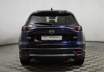 Подержанный автомобиль Mazda CX-9 2017 года (6 фото)