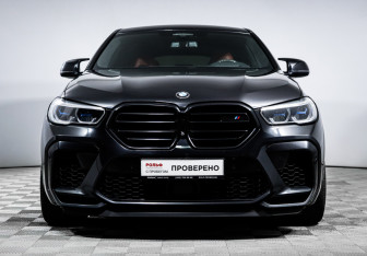 Подержанный автомобиль BMW X6 M 2020 года (2 фото)