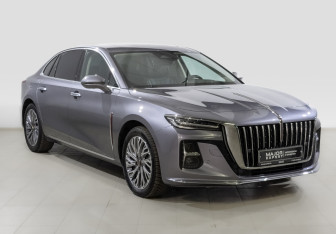 Подержанный автомобиль Hongqi H5 2024 года (3 фото)