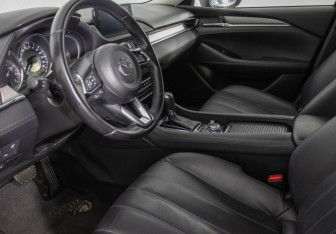 Подержанный автомобиль Mazda 6 Sedan 2019 года (10 фото)