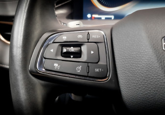 Подержанный автомобиль Exeed LX 2022 года (27 фото)