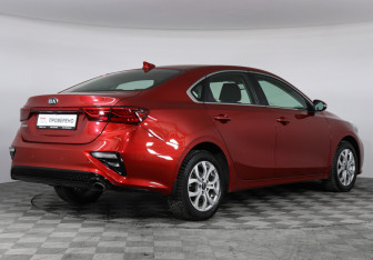 Подержанный автомобиль Kia Cerato Sedan 2020 года (5 фото)