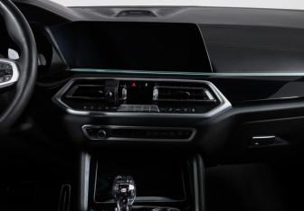 Подержанный автомобиль BMW X6 2021 года (13 фото)