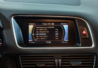 Подержанный автомобиль Audi Q5 2013 года (17 фото)