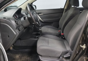 Подержанный автомобиль Ravon Nexia R3 2017 года (10 фото)