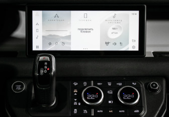 Подержанный автомобиль Land Rover Defender Suv 2021 года (15 фото)