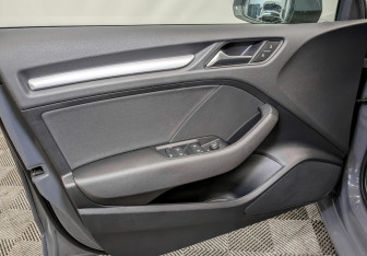 Подержанный автомобиль Audi A3 Sedan 2020 года (18 фото)