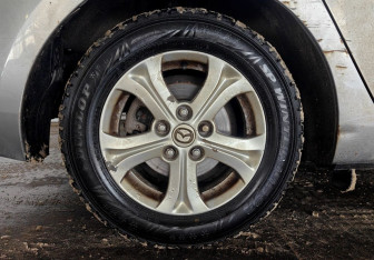 Подержанный автомобиль Mazda 3 Sedan 2011 года (17 фото)