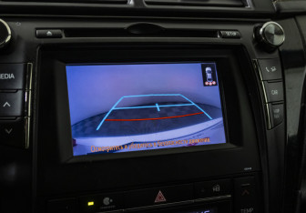 Подержанный автомобиль Toyota Camry Sedan 2015 года (14 фото)