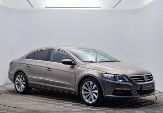 Подержанный автомобиль Volkswagen Passat CC 2011 года (7 фото)