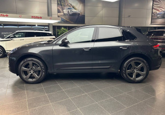 Новый Porsche Macan 2025 (8 фото)