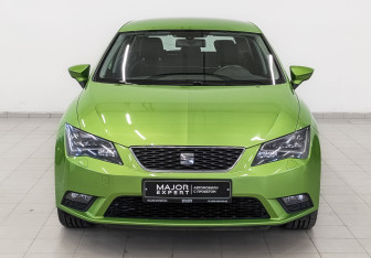 Подержанный автомобиль SEAT Leon Hatchback 2013 года (2 фото)