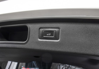 Подержанный автомобиль Voyah Free 2023 года (27 фото)