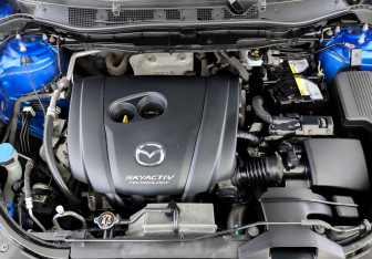 Подержанный автомобиль Mazda CX-5 2013 года (9 фото)