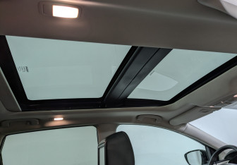 Подержанный автомобиль Nissan Murano Suv 2019 года (23 фото)