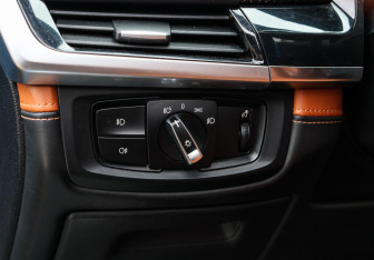 Подержанный автомобиль BMW X5 M 2015 года (19 фото)