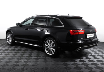 Подержанный автомобиль Audi A6 allroad 2012 года (7 фото)