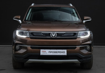 Подержанный автомобиль Changan CS35PLUS 2020 года (2 фото)