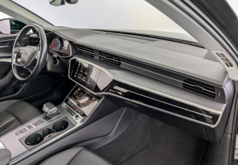 Подержанный автомобиль Audi A6 Sedan 2020 года (11 фото)