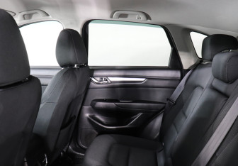 Подержанный автомобиль Mazda CX-5 2021 года (12 фото)