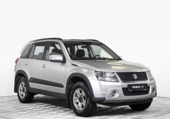 Подержанный автомобиль Suzuki Grand Vitara 2008 года (3 фото)