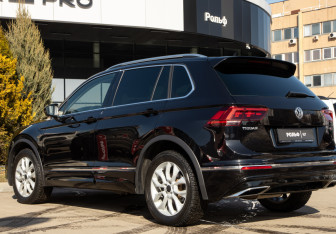 Подержанный автомобиль Volkswagen Tiguan 2019 года (5 фото)