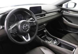 Подержанный автомобиль Mazda 6 Sedan 2019 года (8 фото)