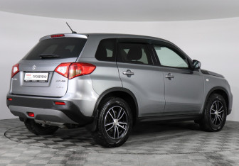 Подержанный автомобиль Suzuki Vitara 2018 года (5 фото)
