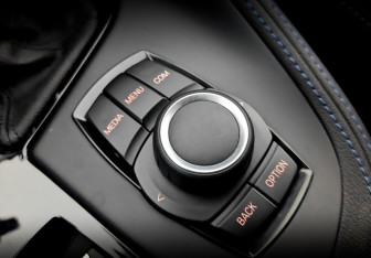 Подержанный автомобиль BMW X1 2020 года (28 фото)