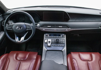 Подержанный автомобиль Hyundai Palisade 2021 года (13 фото)