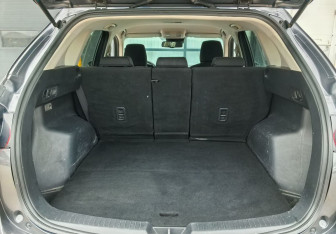 Подержанный автомобиль Mazda CX-5 2013 года (9 фото)