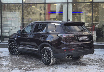 Подержанный автомобиль Chery Tiggo 8 Pro Max 2022 года (6 фото)