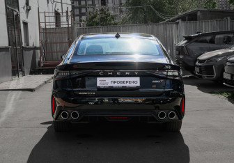 Подержанный автомобиль Chery Arrizo 8 2023 года (5 фото)