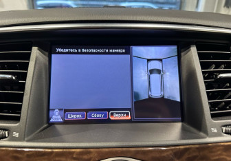 Подержанный автомобиль Nissan Patrol 2013 года (18 фото)