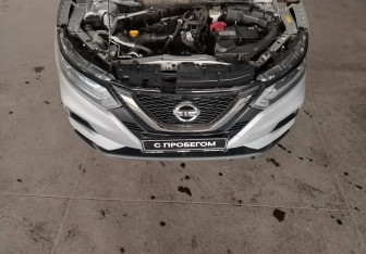 Подержанный автомобиль Nissan Qashqai 2019 года (16 фото)