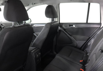 Подержанный автомобиль Volkswagen Tiguan 2013 года (12 фото)