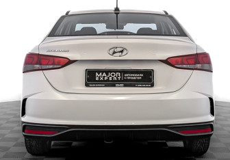 Подержанный автомобиль Hyundai Solaris Sedan 2021 года (6 фото)