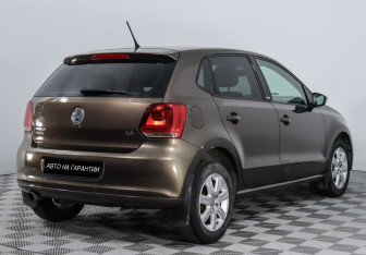 Подержанный автомобиль Volkswagen Polo Hatchback 2011 года (3 фото)