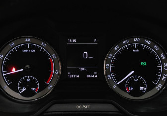 Подержанный автомобиль Skoda Octavia Liftback 2018 года (17 фото)